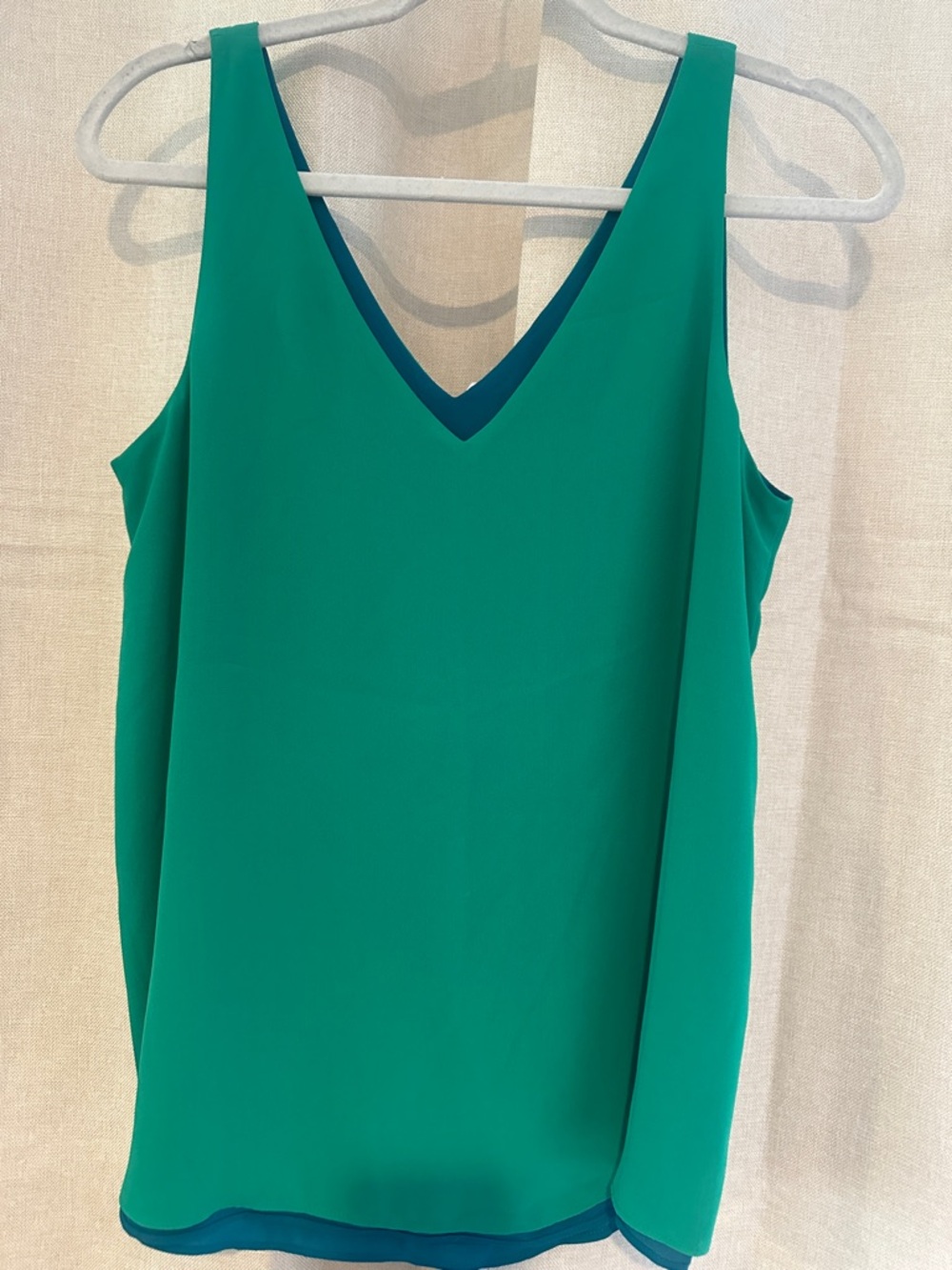 Lilly Pulitzer Emerald Green V-Neck Sleeveless Blouse reversible green to teal